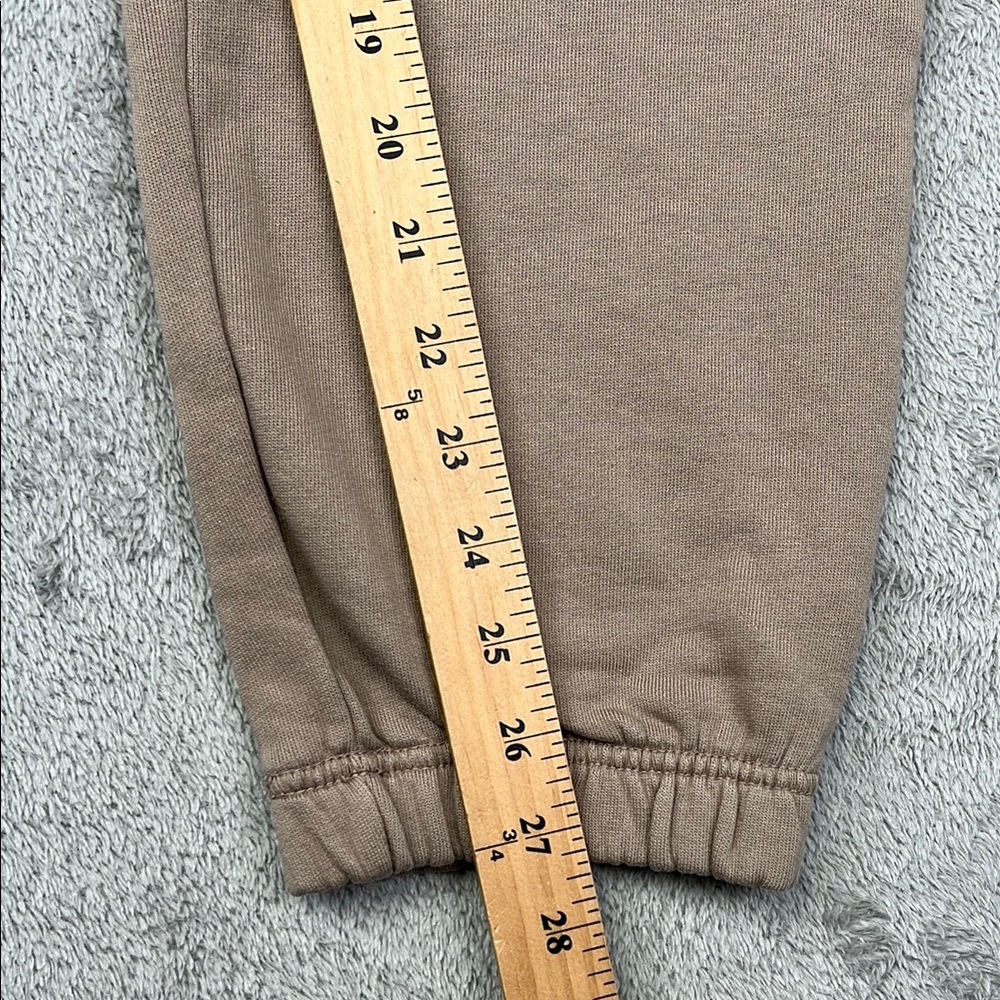 NEW MATE The Label M 100% Organic Cotton Light Brown/Tan Fleece Relaxed Sweat - Picture 4 of 15
